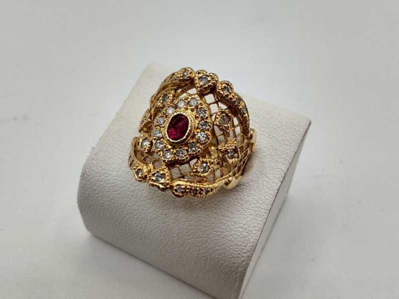 Ring K18 Ruby