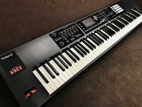 Roland FA-08 買取