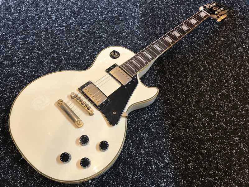 Epihone Les Paul Custom Pro alpine white 買取