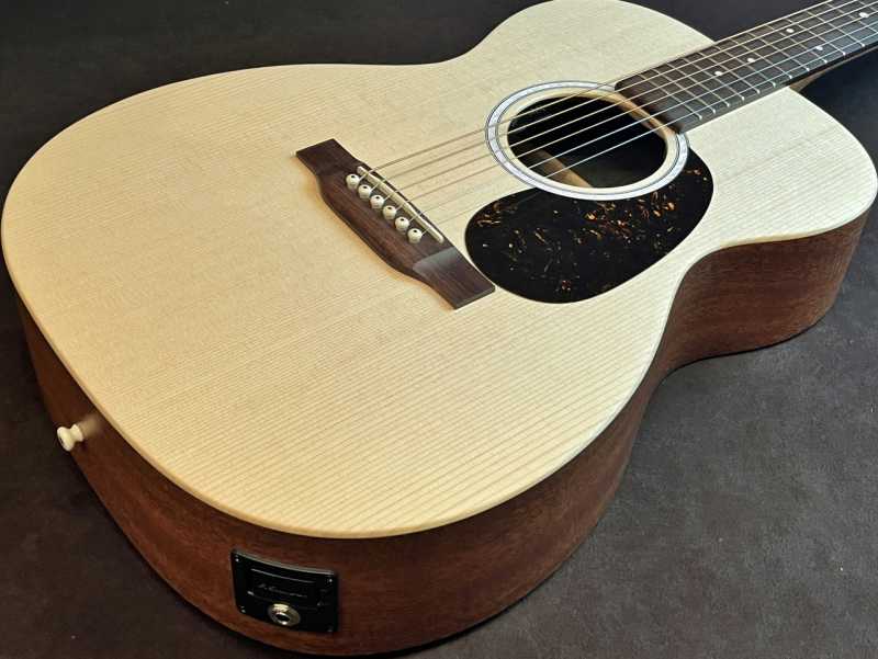 Martin 00-X2E-01 買取